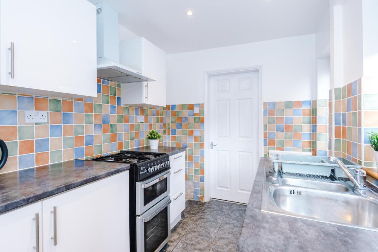 Harley House - Spacious Home With Free Netflix & Parking By Rocketbnb Coventry Luaran gambar