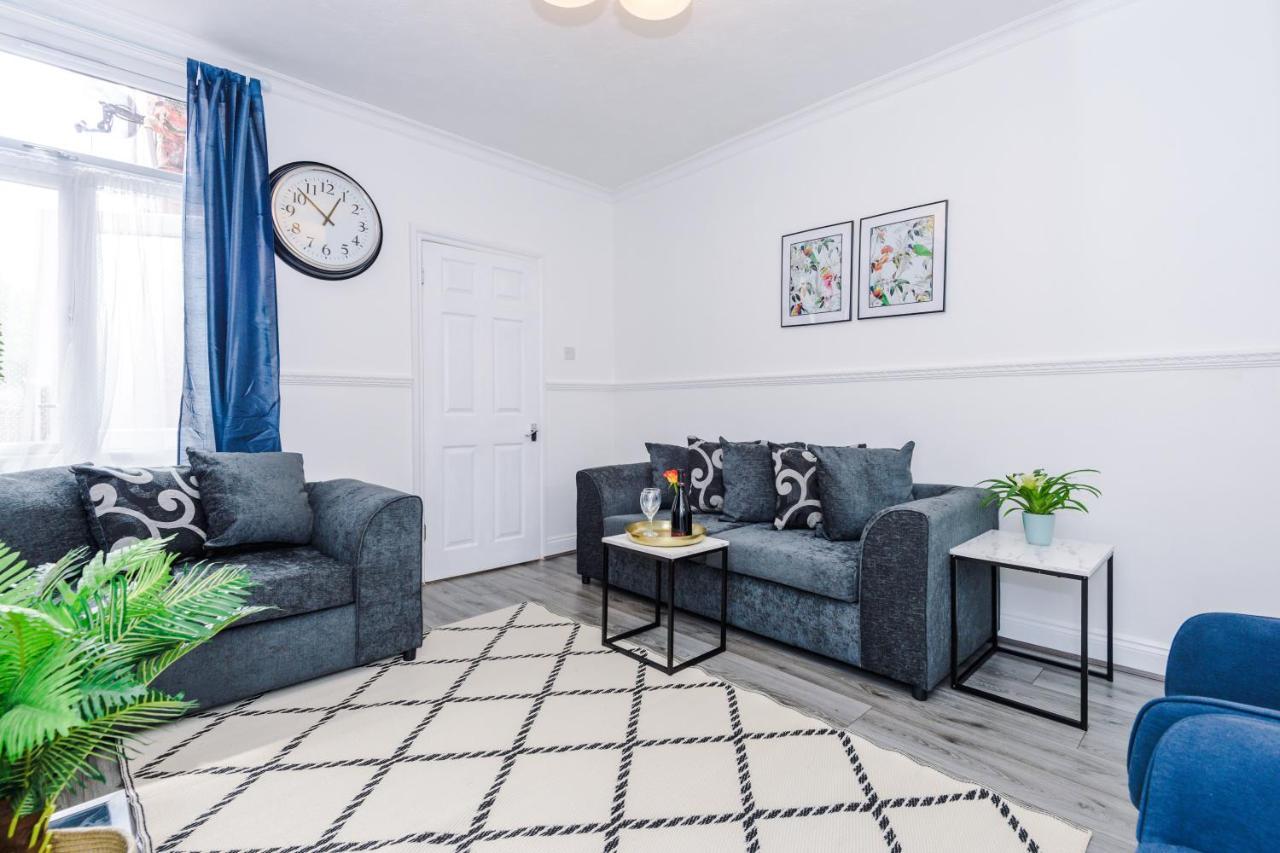 Harley House - Spacious Home With Free Netflix & Parking By Rocketbnb Coventry Luaran gambar