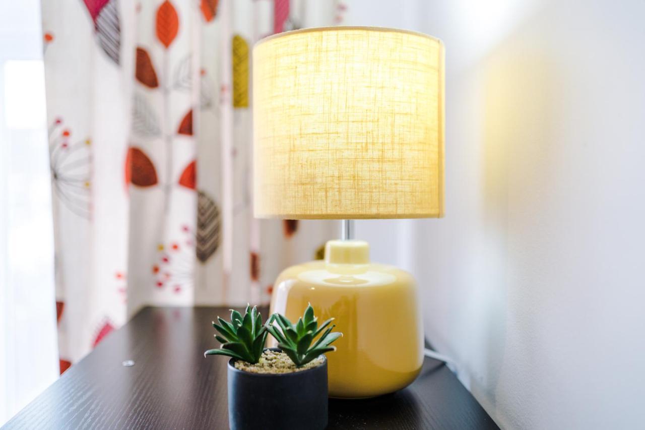 Harley House - Spacious Home With Free Netflix & Parking By Rocketbnb Coventry Luaran gambar